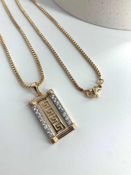 Chaîne avec pendentif C208